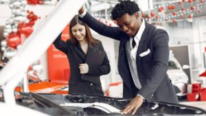 Comment lire un carnet d’entretien de voiture d’occasion sans se faire piéger Bien lire carnet entretien voiture occasion
