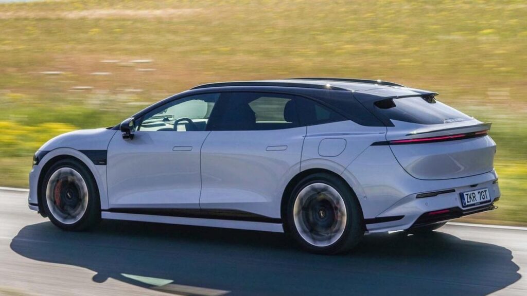 2026-zeekr-7GT