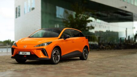 Voiture électrique chinoise ou française : prix, autonomie, SAV… que choisir ? mg4-voiture-electrique-chinoise-ou-francaise-choisir