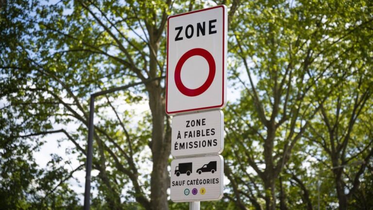 Voiture d’occasion pour les ZFE : quelle voiture choisir ? Notre top 7 top-7-modele-occasion-rouler-ZFE