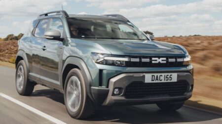 Dacia Duster : est-ce encore intéressant de l’acheter en 2026 ? Dacia_Duster_Journey_155hybrid-21